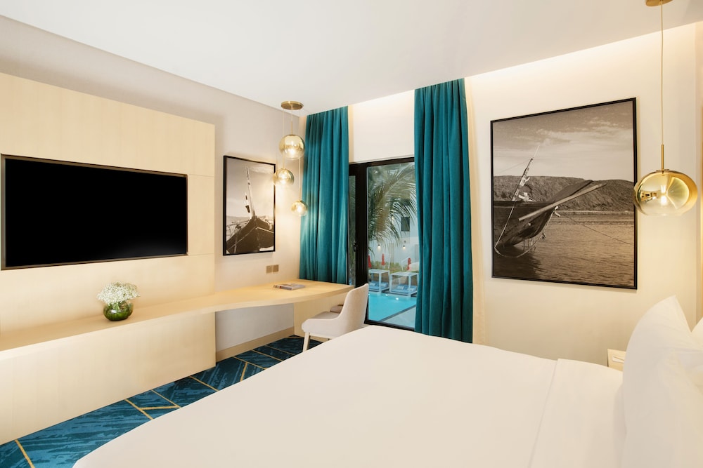 Avani Muscat Hotel & Suites — снимок 25