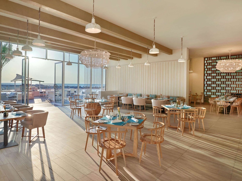 Fairmont Fujairah Beach Resort — снимок 25