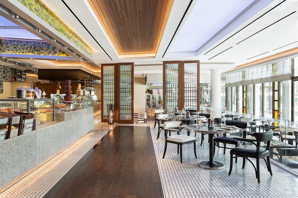 Le Meridien Abu Dhabi — снимок 25