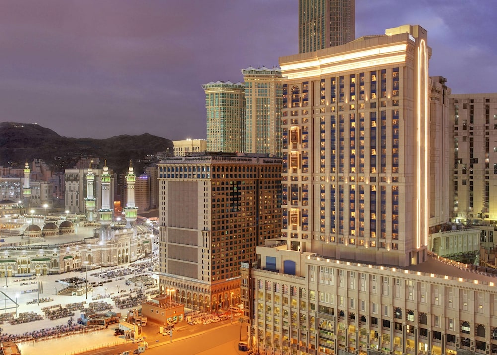 Hilton Suites Makkah — вид курорта