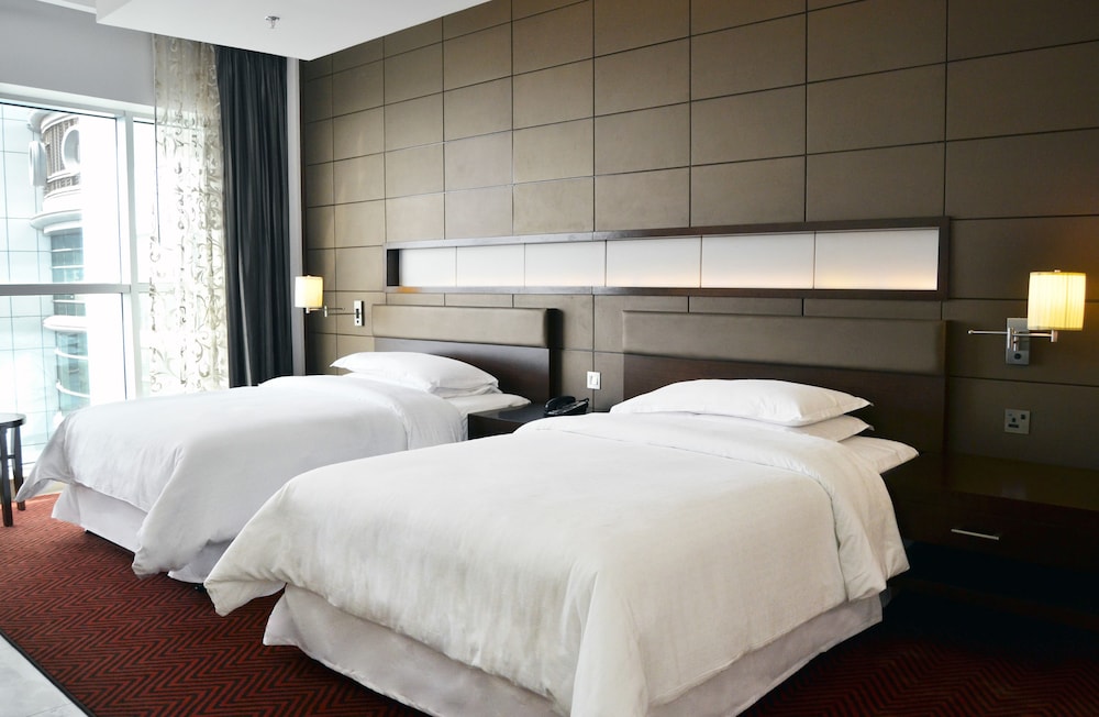 Four Points by Sheraton Sharjah — снимок 14