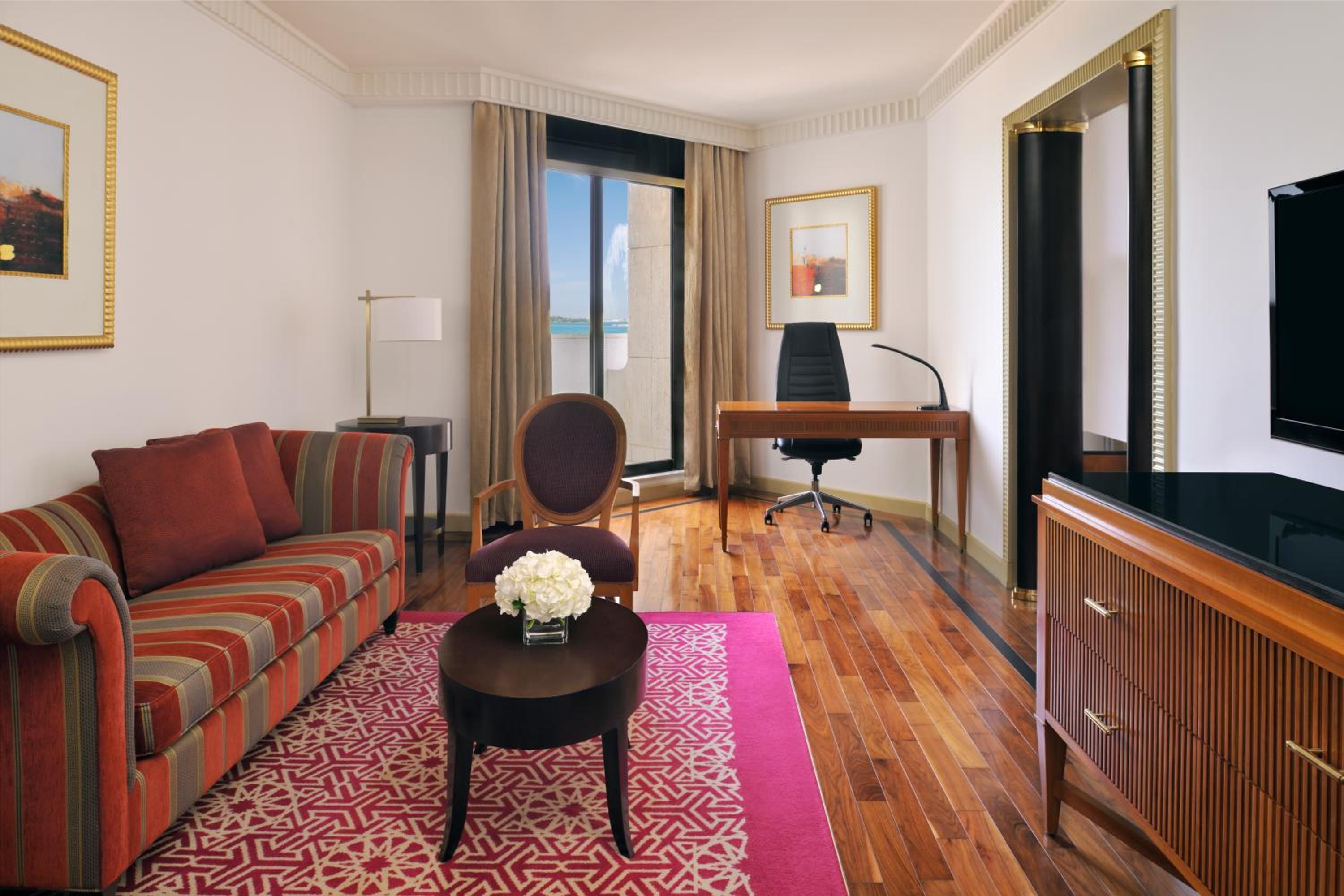 InterContinental Jeddah, an IHG Hotel — снимок 10