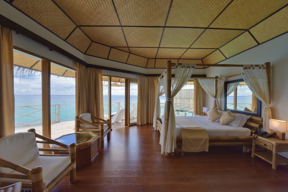 Angaga Island Resort and Spa — снимок 21