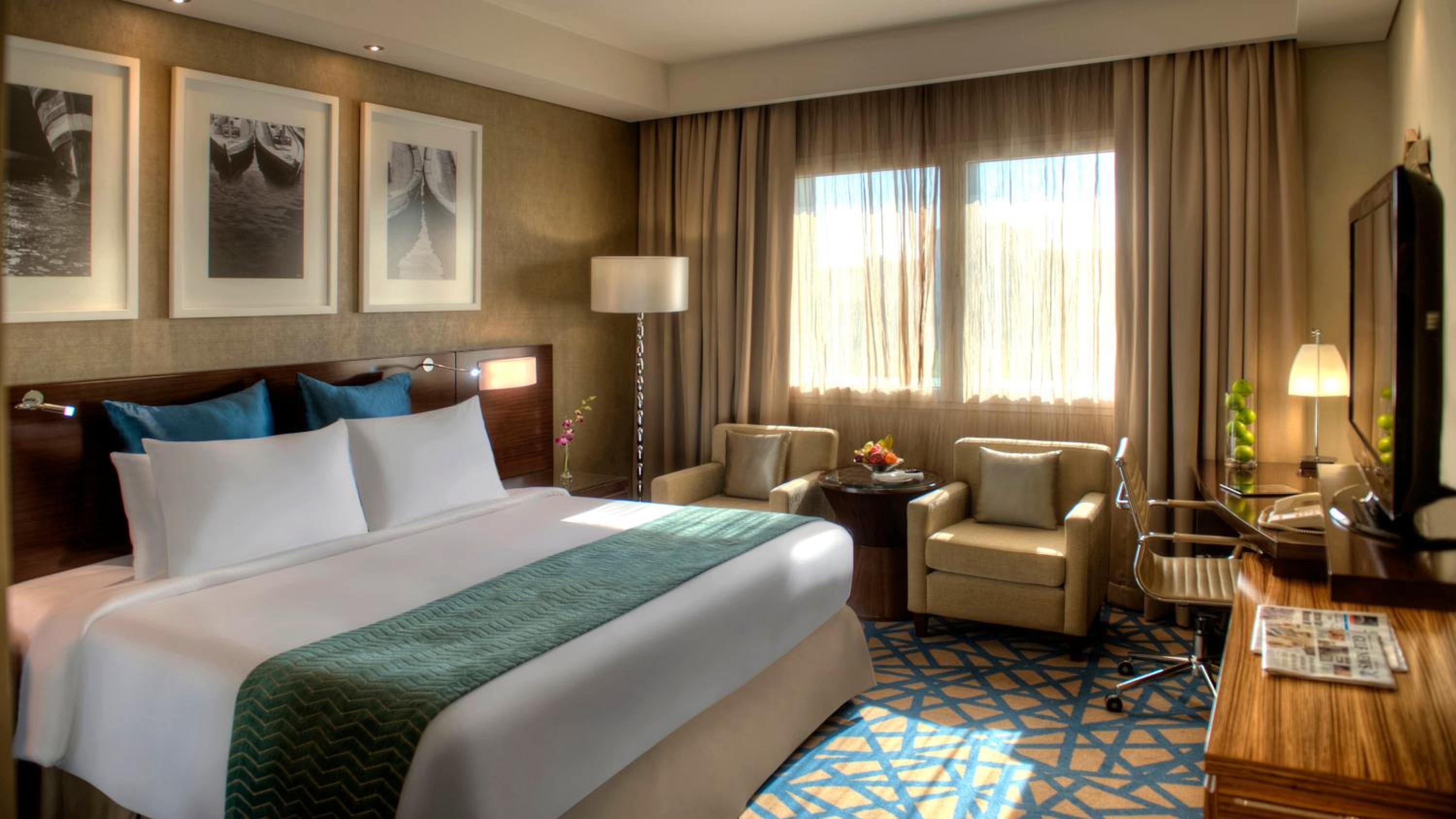 Crowne Plaza Dubai Deira, an IHG Hotel — снимок 3
