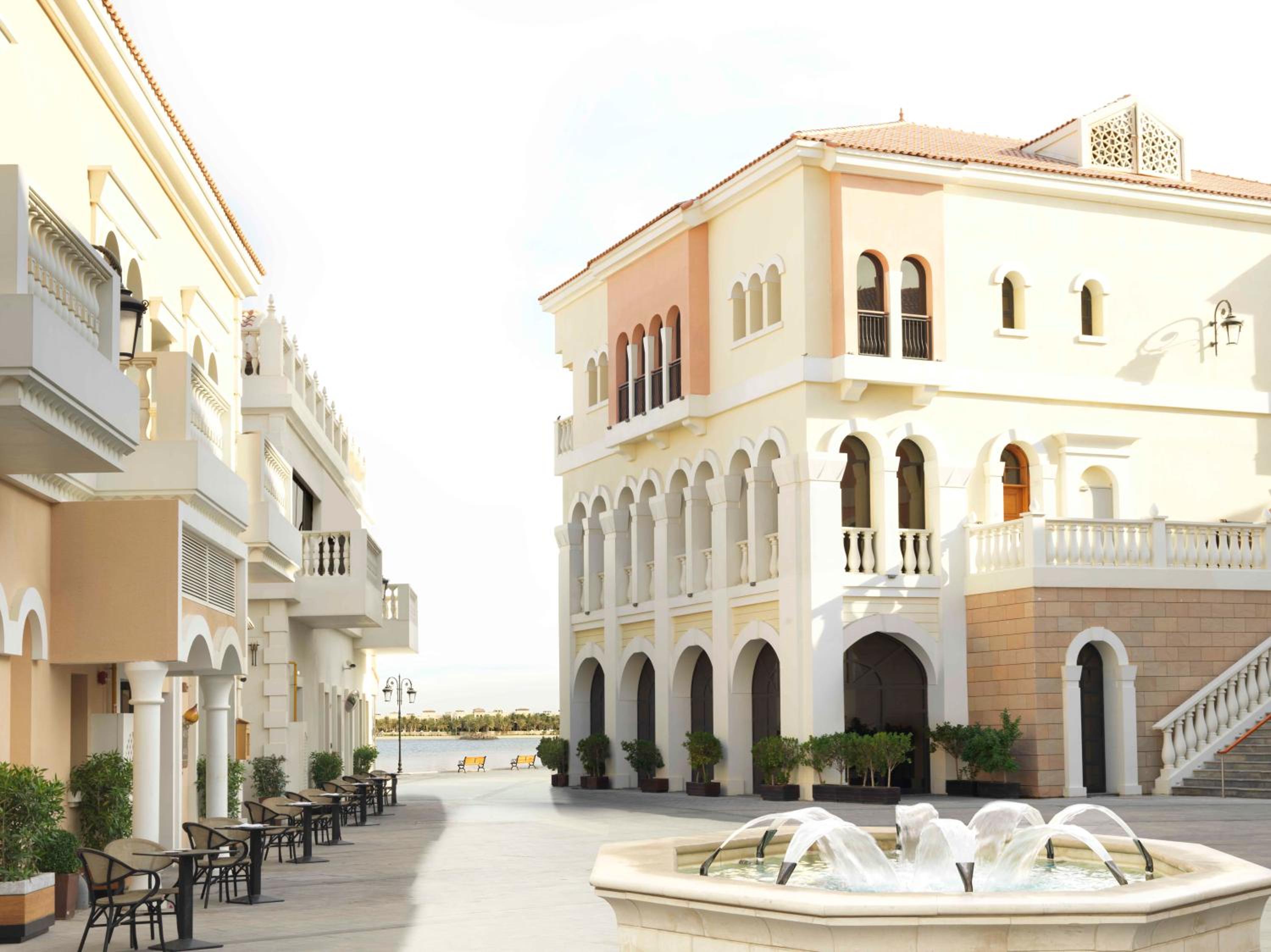 The Ritz-Carlton Abu Dhabi, Grand Canal — снимок 23