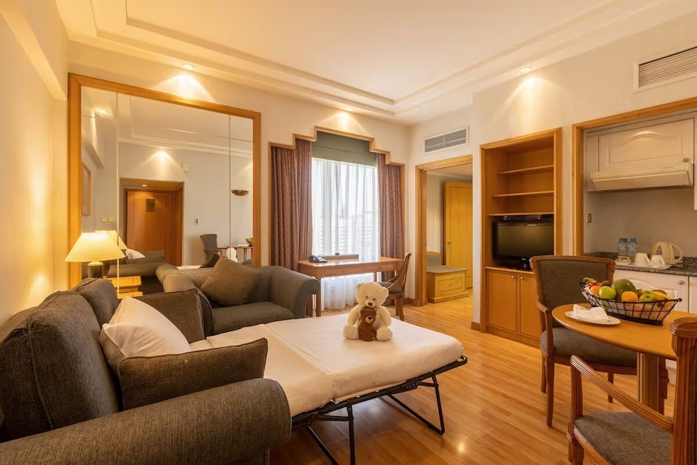 Crowne Plaza Abu Dhabi, an IHG Hotel — снимок 28