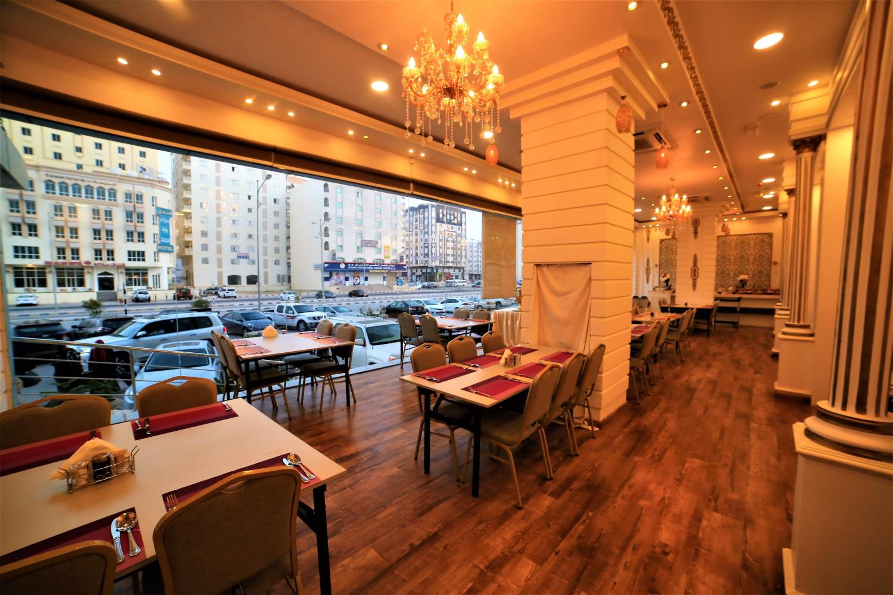 Al Dyafa Hotel Suites — снимок 22