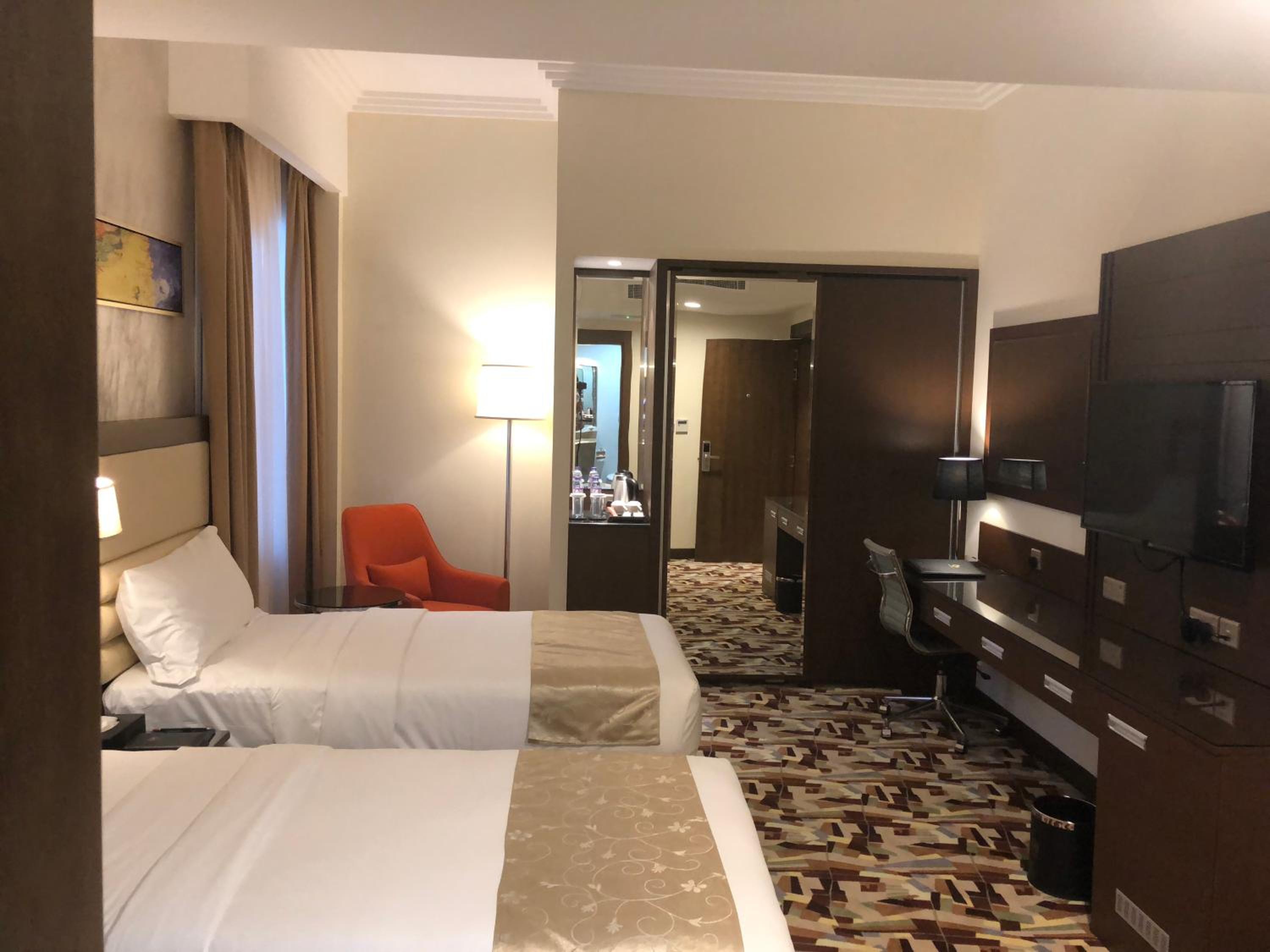 Al Murooj Grand Hotel — снимок 3