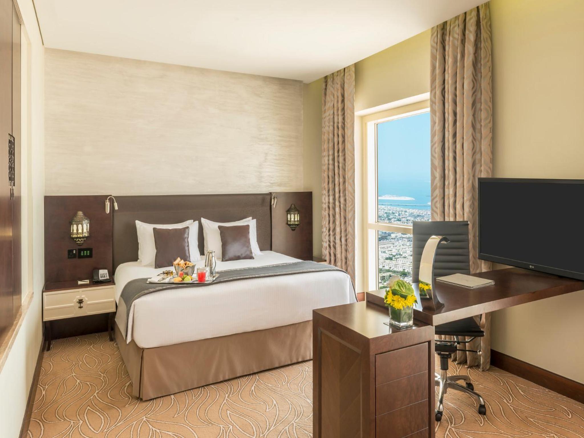 The Tower Plaza Hotel — снимок 3