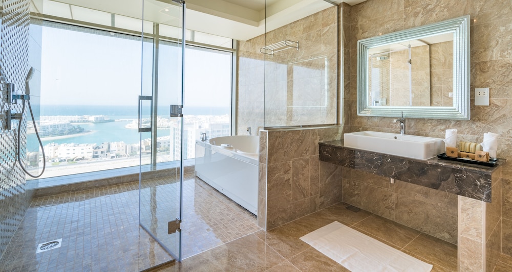 The Grove Hotel & Conference Centre — снимок 11