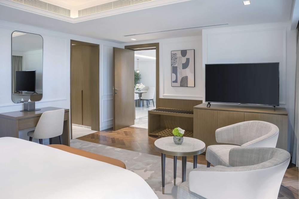 Address Boulevard — снимок 2