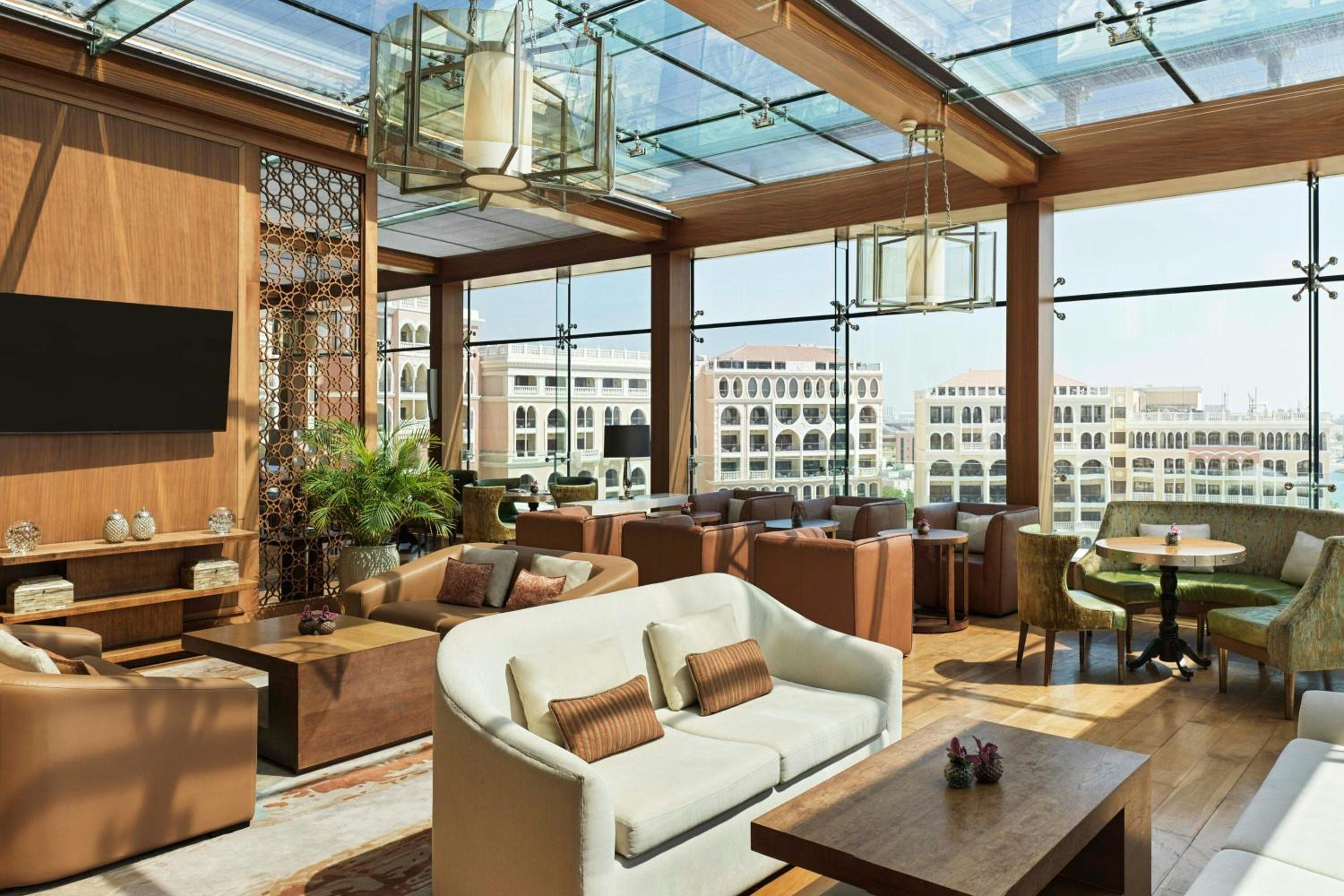 The Ritz-Carlton Abu Dhabi, Grand Canal — снимок 9