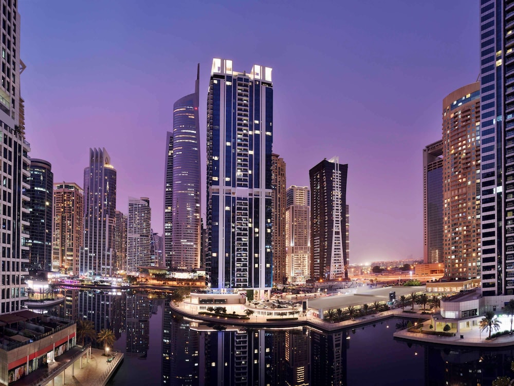 Mövenpick Hotel Jumeirah Lakes Towers — снимок 30
