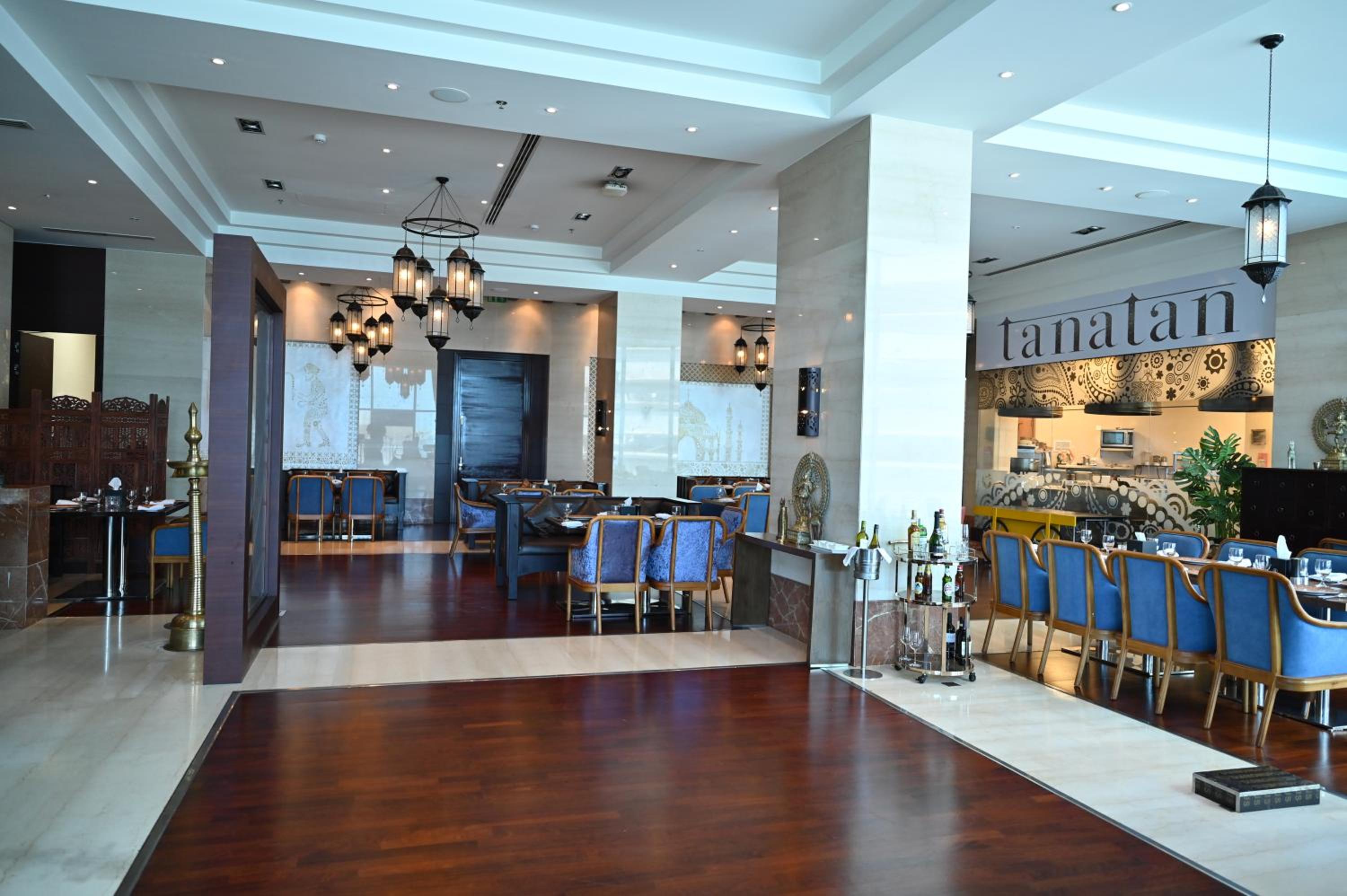 Ramee Grand Hotel & Spa — снимок 20