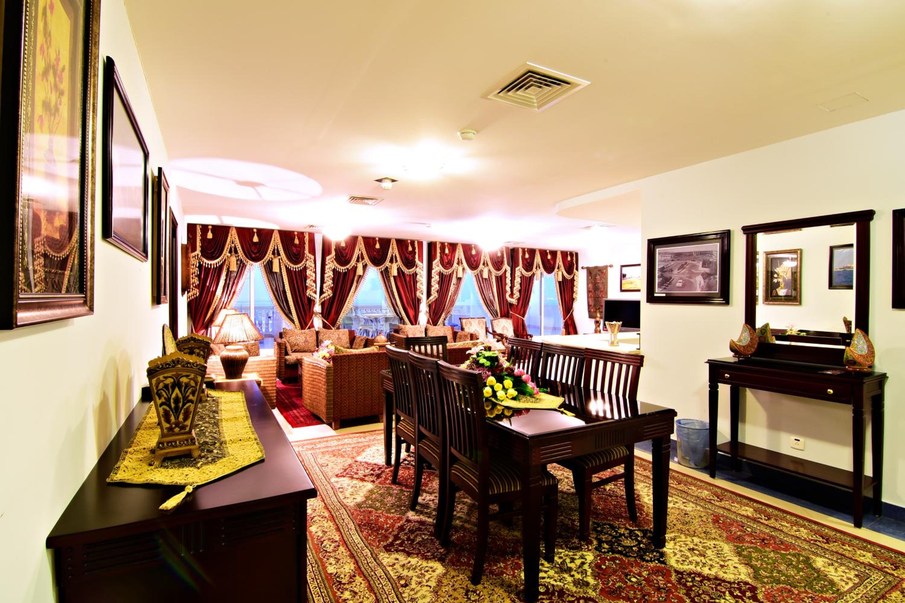 Karan Hotel — снимок 13