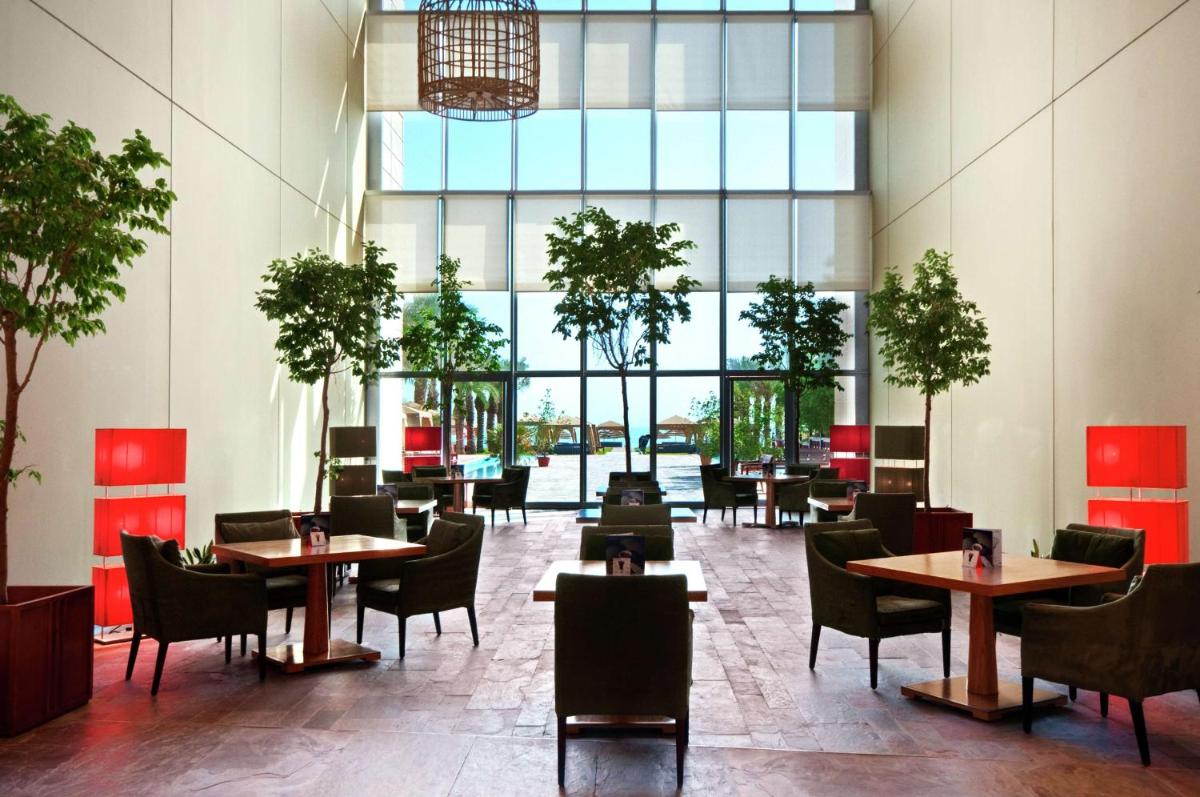Hilton Kuwait Resort — снимок 7
