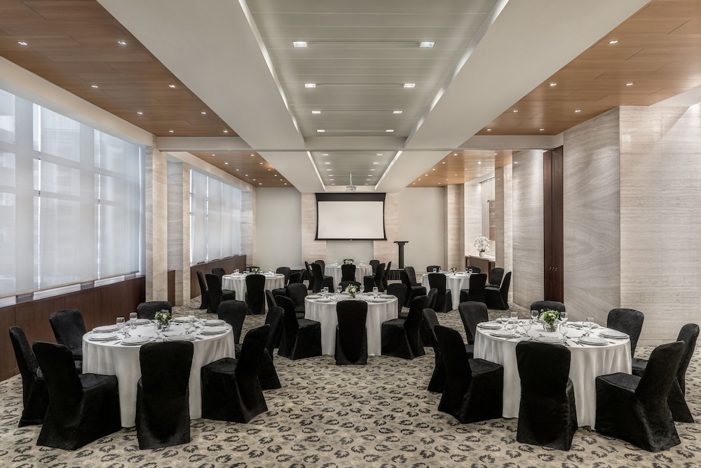 The H Dubai — снимок 7