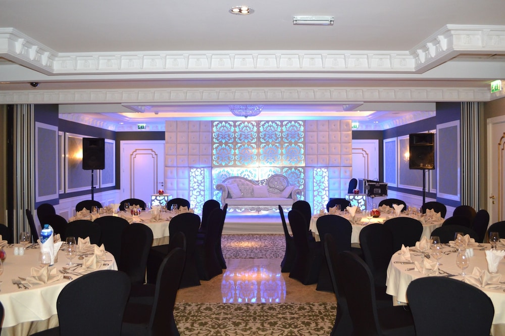Warwick Doha — снимок 21