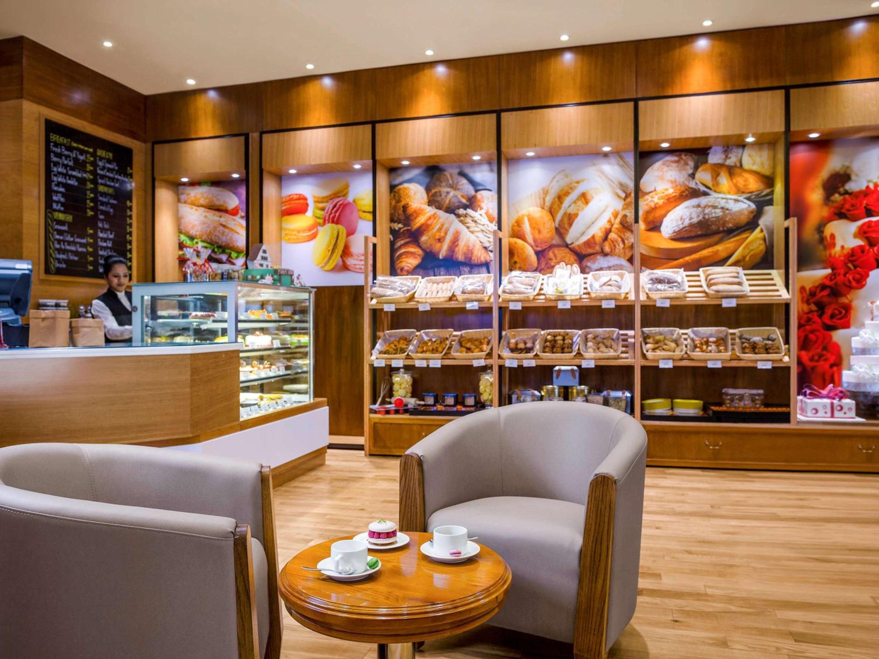 Sofitel Abu Dhabi Corniche — снимок 29