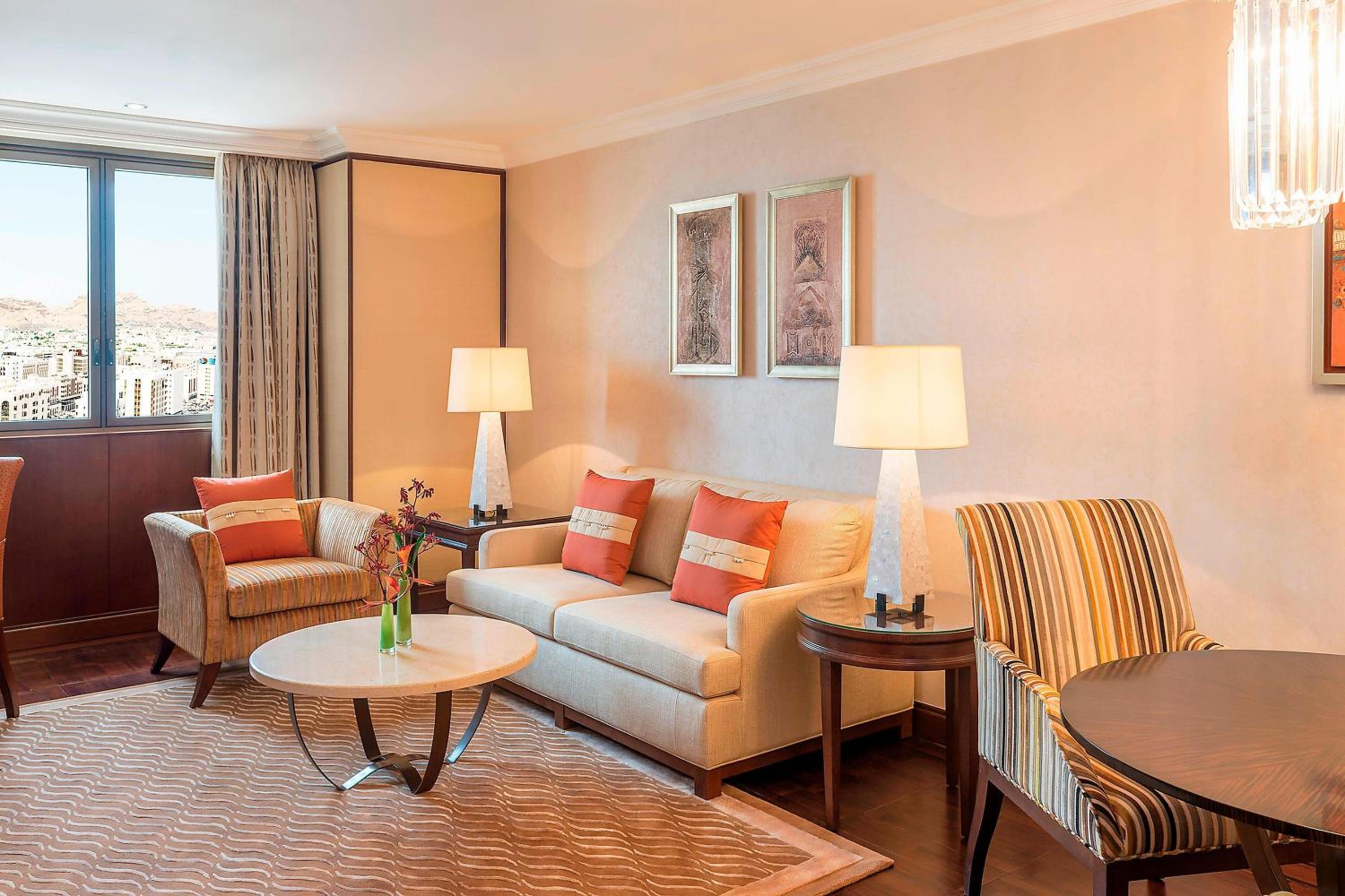 Sheraton Oman Hotel — снимок 19