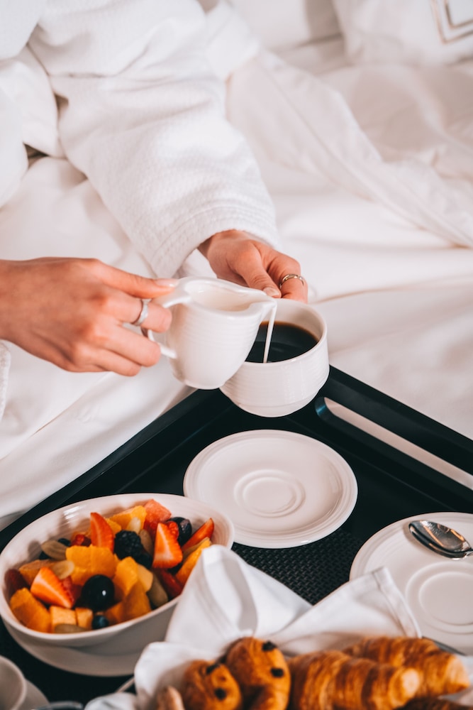 Grand Cosmopolitan Hotel — снимок 13
