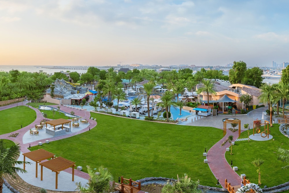 Habtoor Grand Resort, Autograph Collection — снимок 3