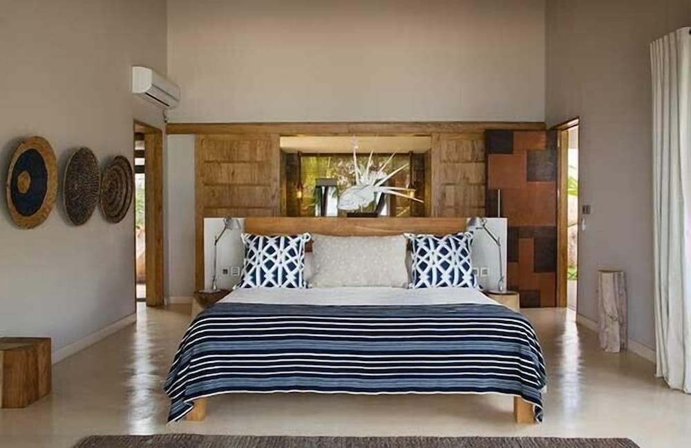 Villa Deckenia — снимок 20