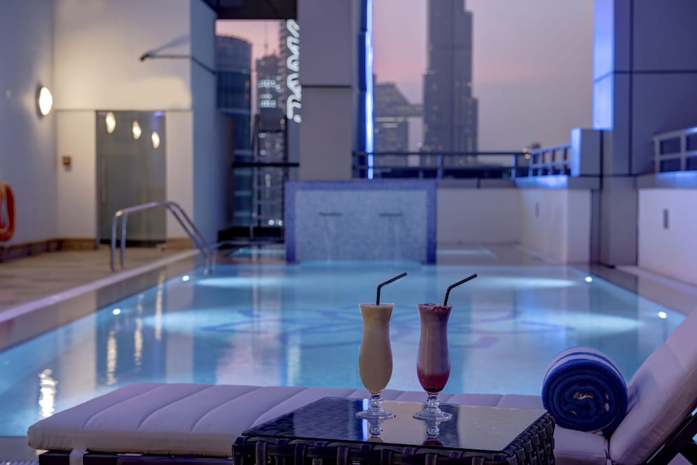 Royal Continental Suites — снимок 22