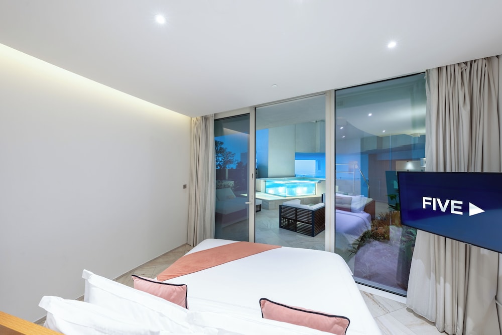 FIVE Jumeirah Village Dubai — снимок 19