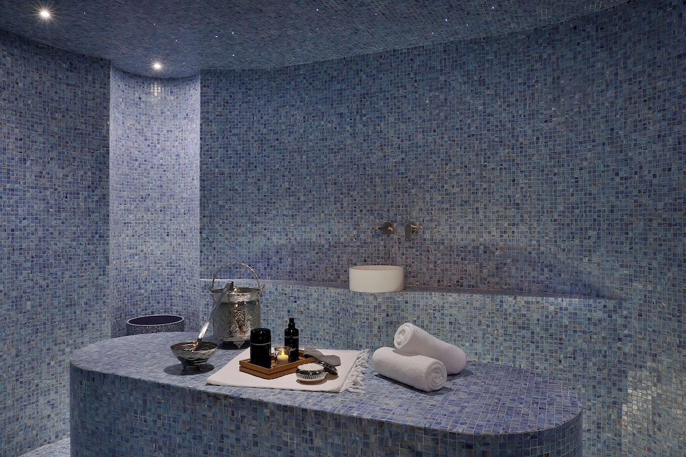 Hilton Abu Dhabi Yas Island — снимок 11