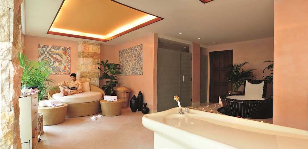 Mövenpick Hotel & Resort Al Bida'a Kuwait — снимок 25