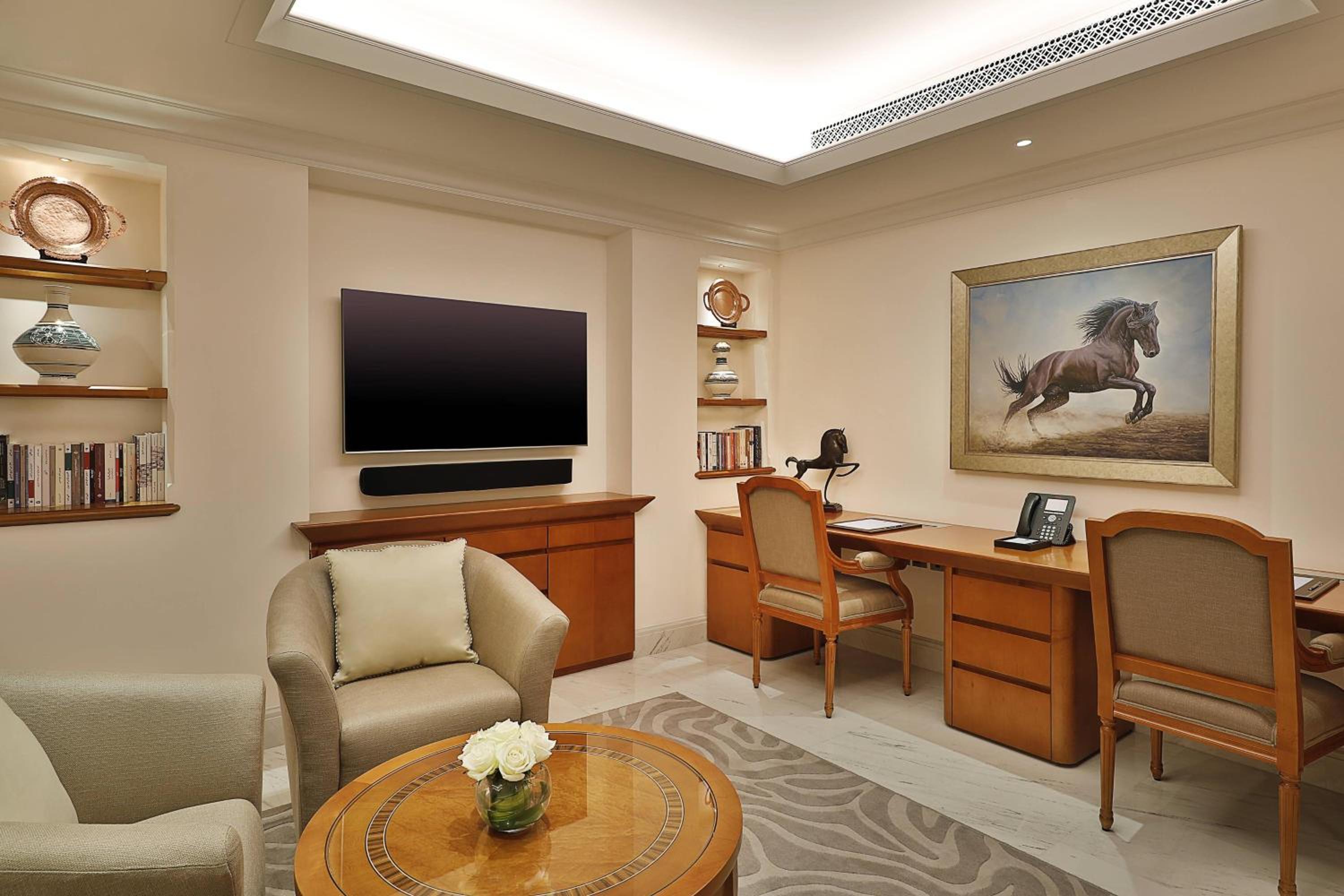 Al Bustan Palace, a Ritz-Carlton Hotel — снимок 5