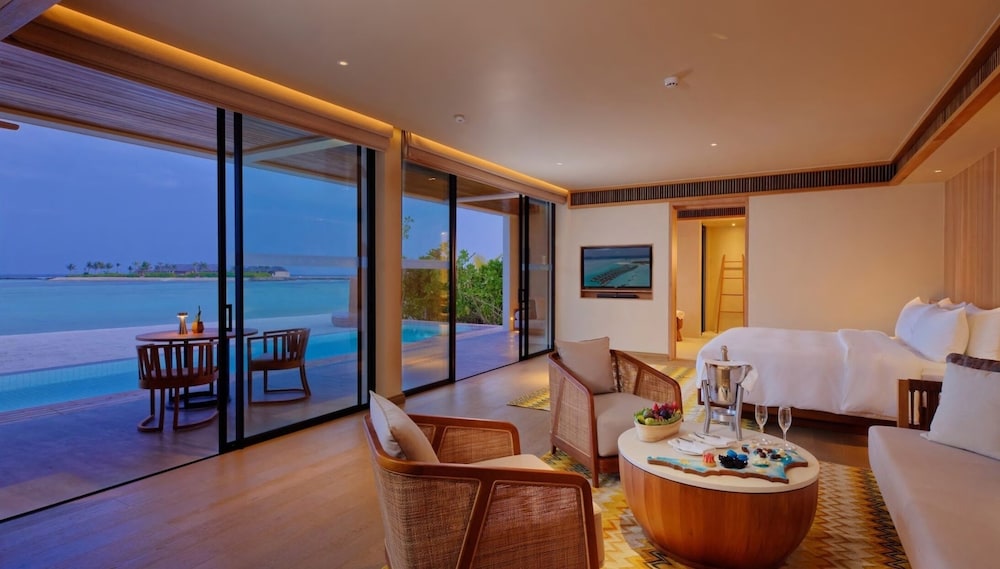 Kuda Villingili Resort Maldives — снимок 17