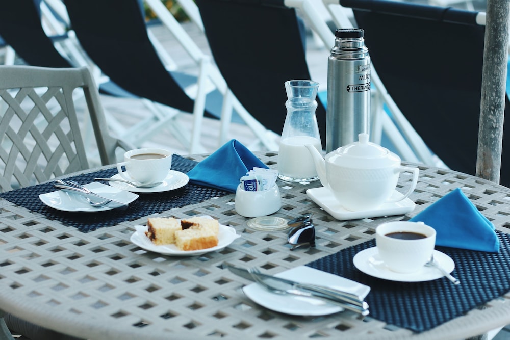 Crown Beach Hotel — снимок 3