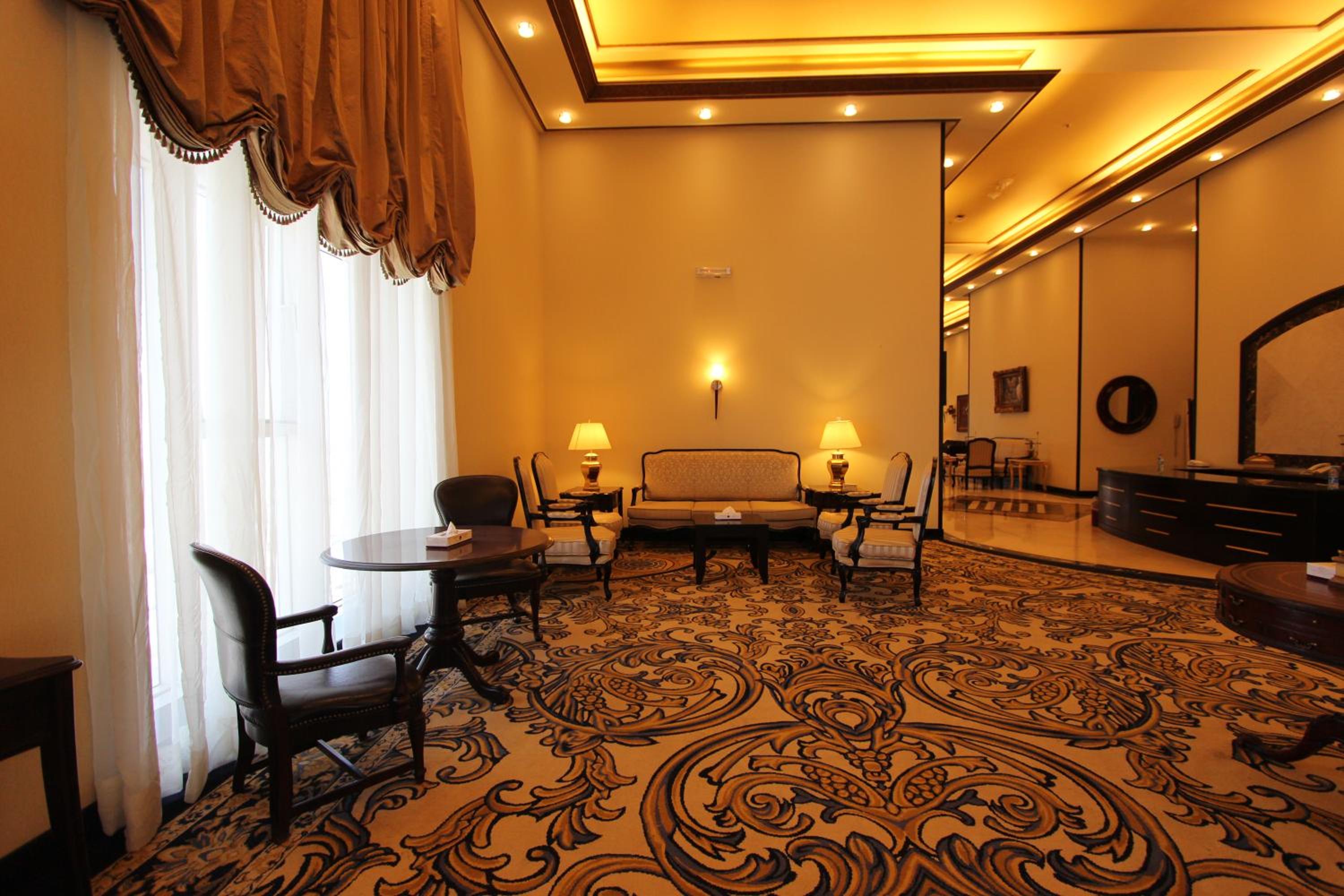 Awaliv International Hotel — снимок 17