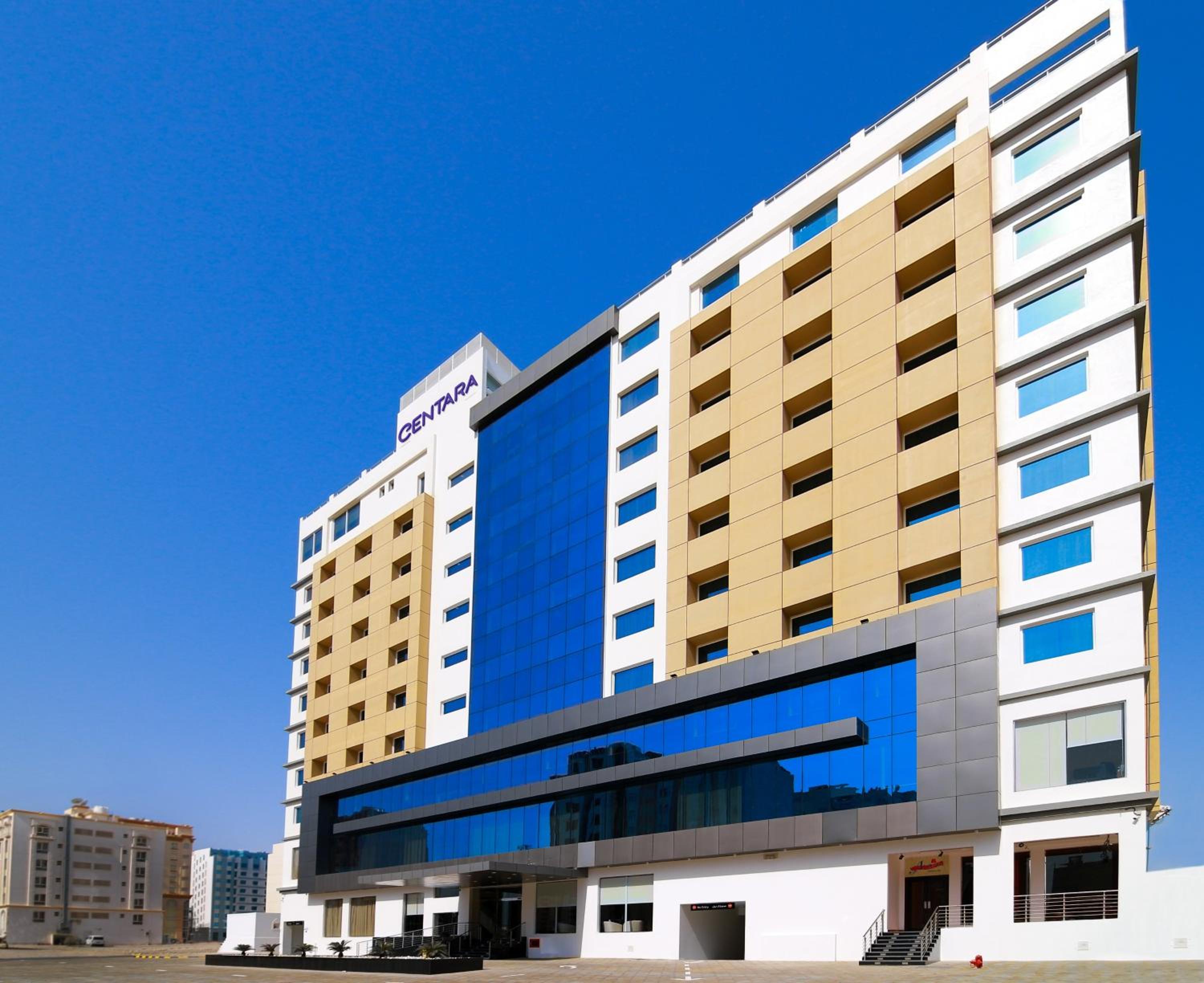 Centara Muscat Hotel Oman — вид курорта
