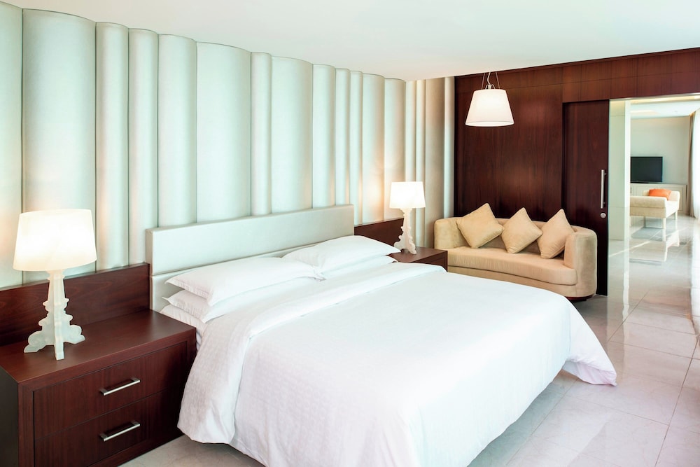 Four Points by Sheraton Sharjah — снимок 27
