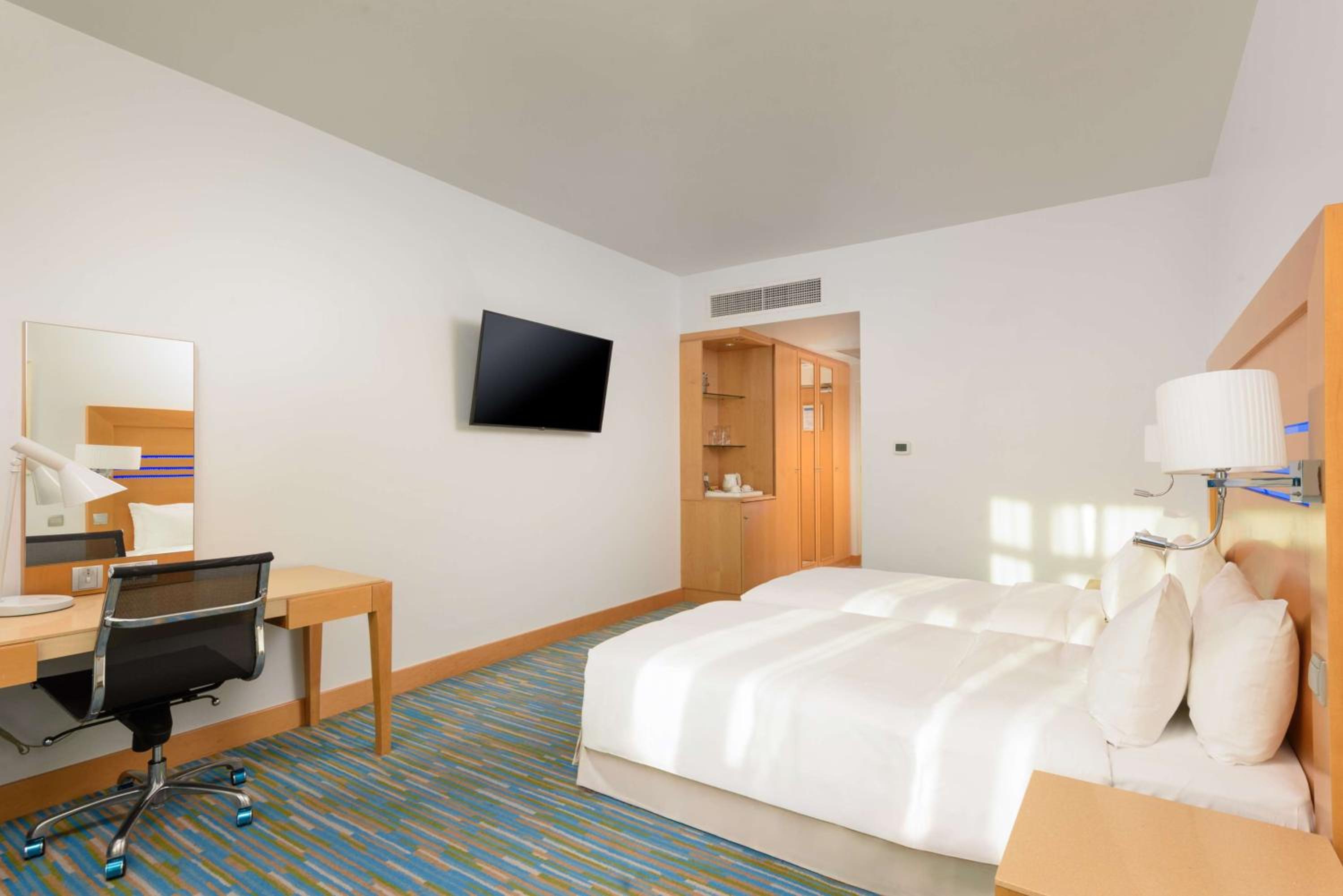 Radisson Blu Hotel, Muscat — снимок 24