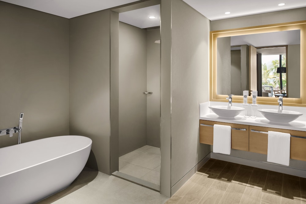 Mövenpick Resort Al Marjan Island — снимок 28