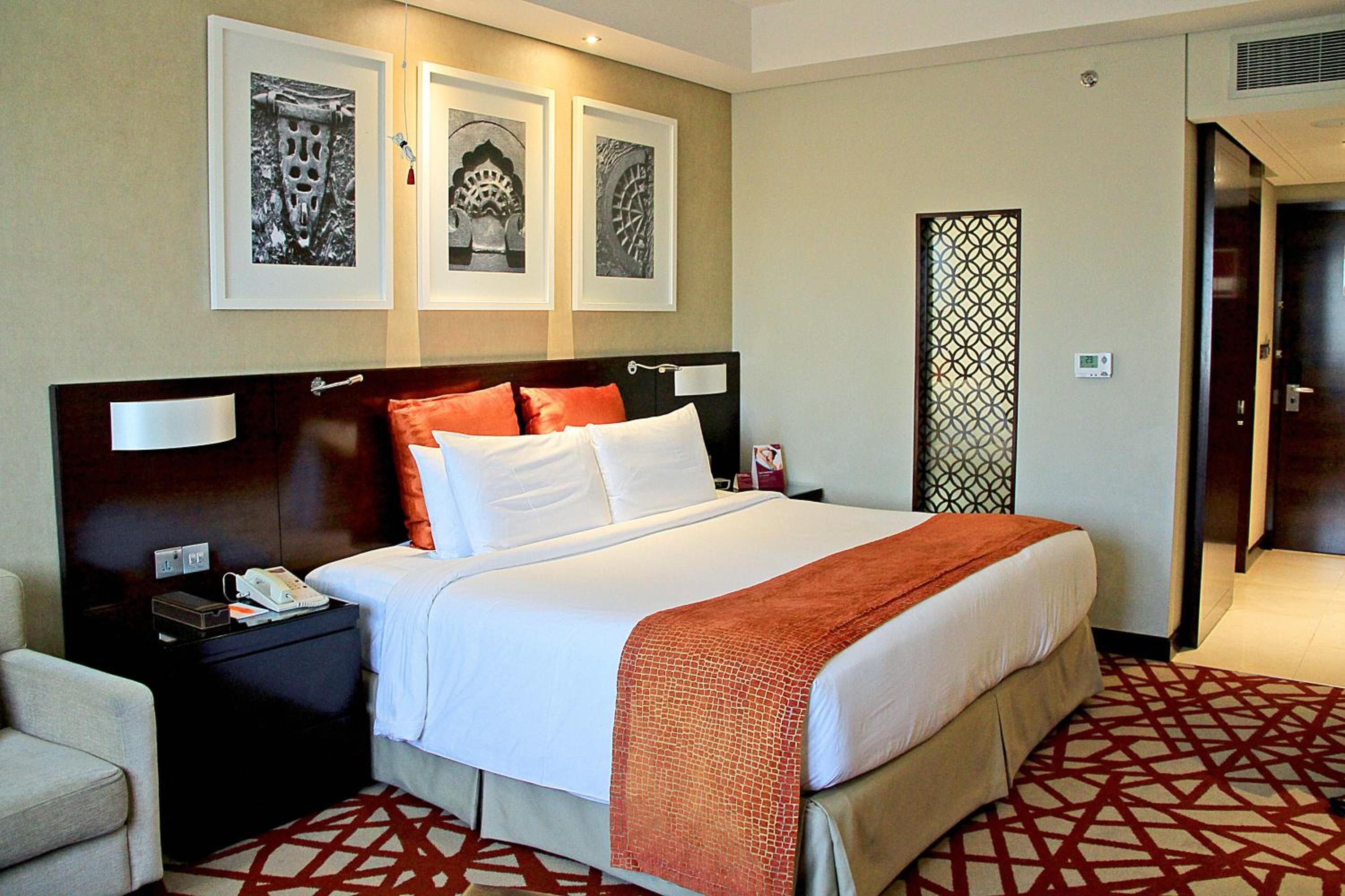 Crowne Plaza Dubai Deira, an IHG Hotel — снимок 14