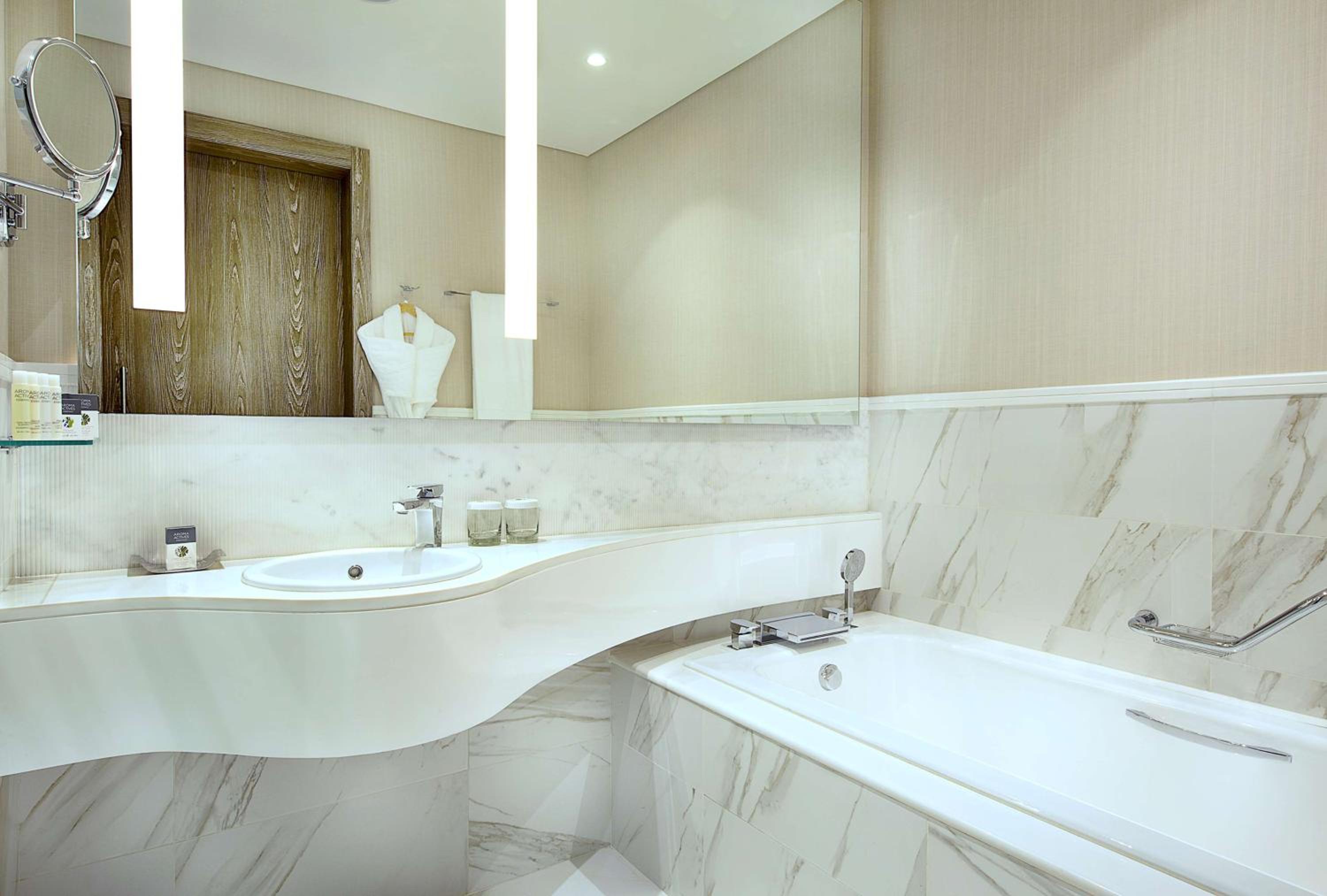 DoubleTree by Hilton Hotel Doha Old Town — снимок 11