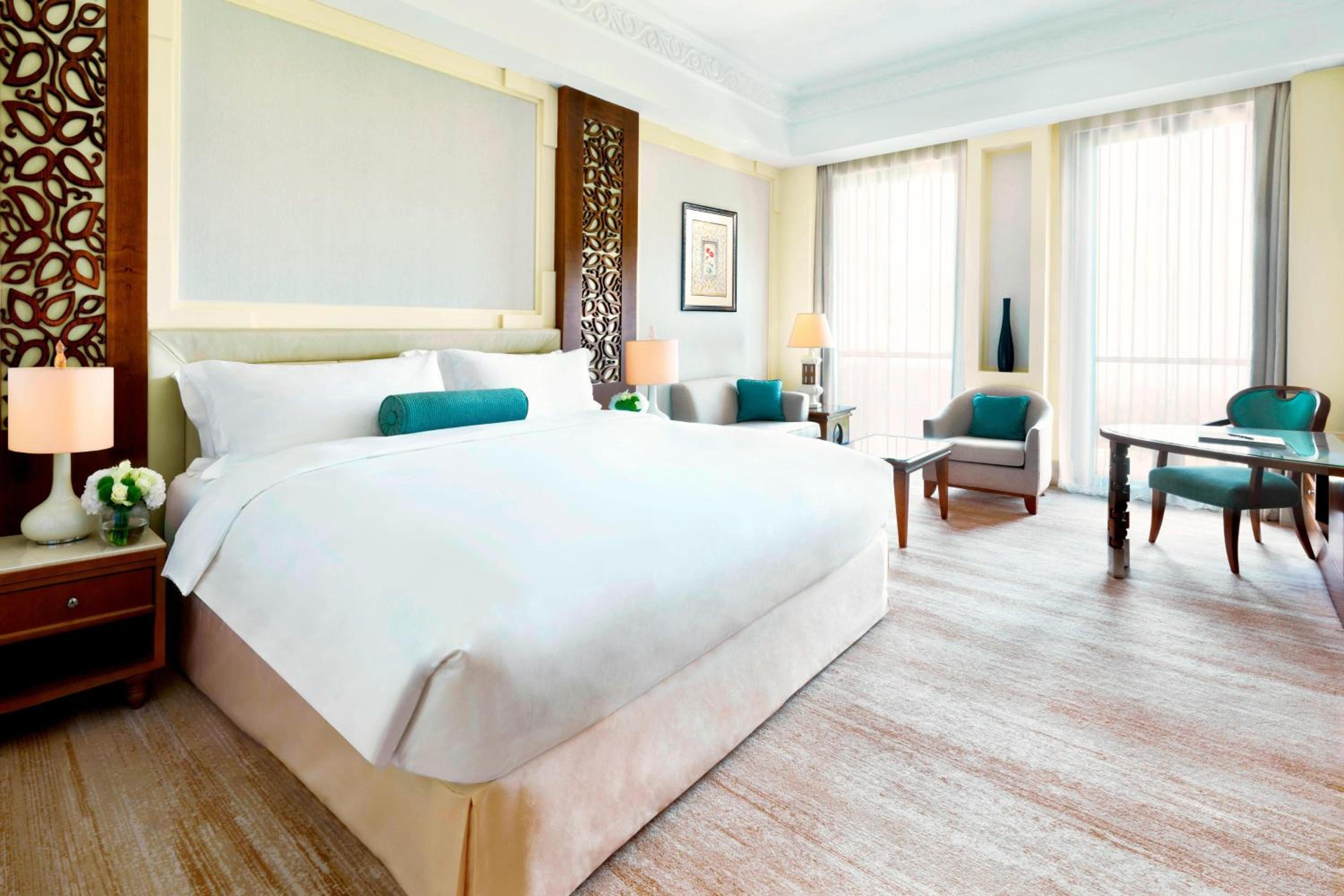 Al Bustan Palace, a Ritz-Carlton Hotel — снимок 19