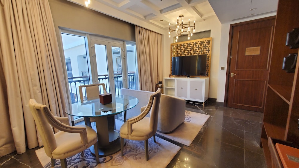 Al Habtoor Polo Resort — снимок 27