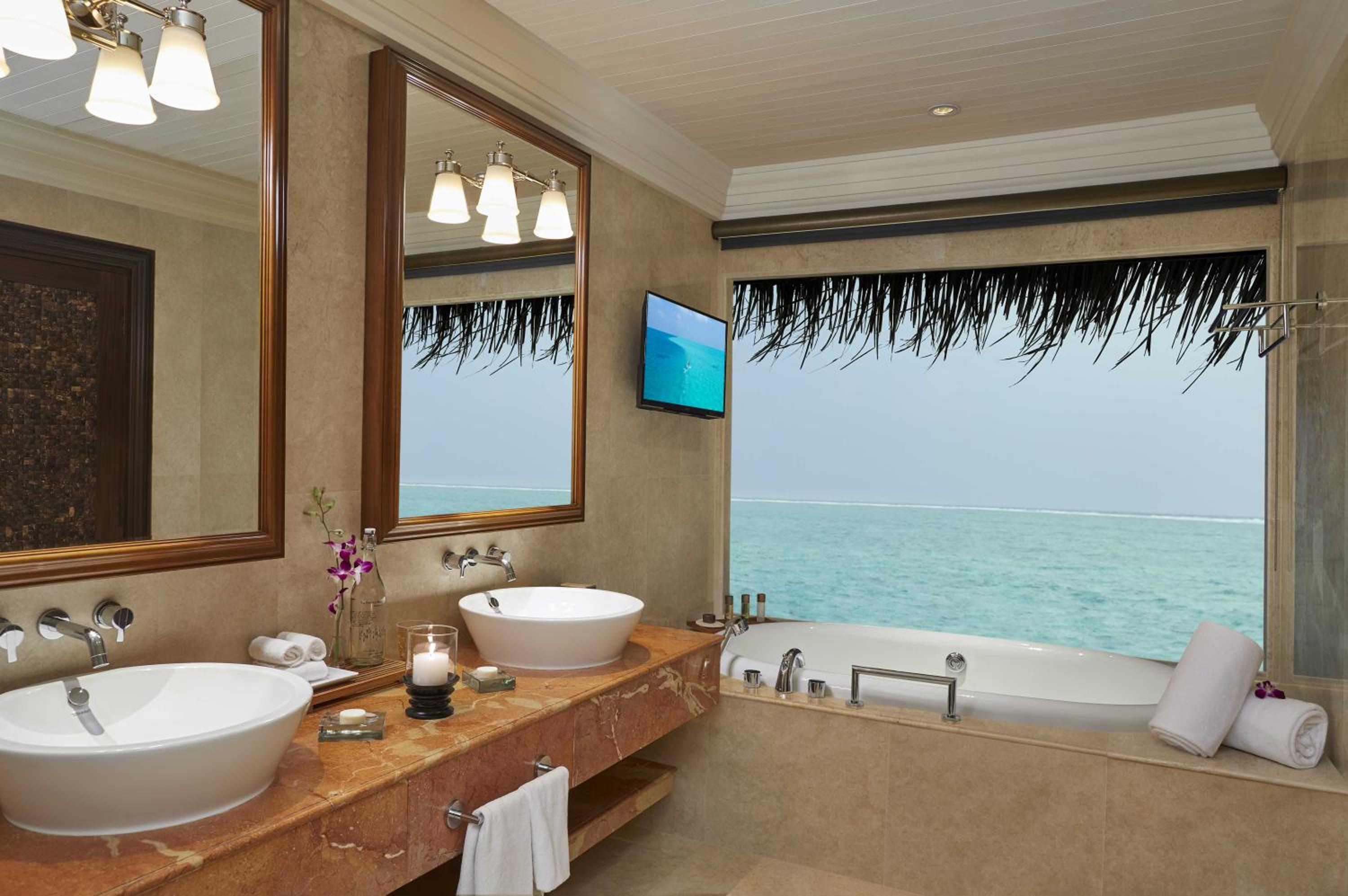 Taj Exotica Resort & Spa Maldives — снимок 27