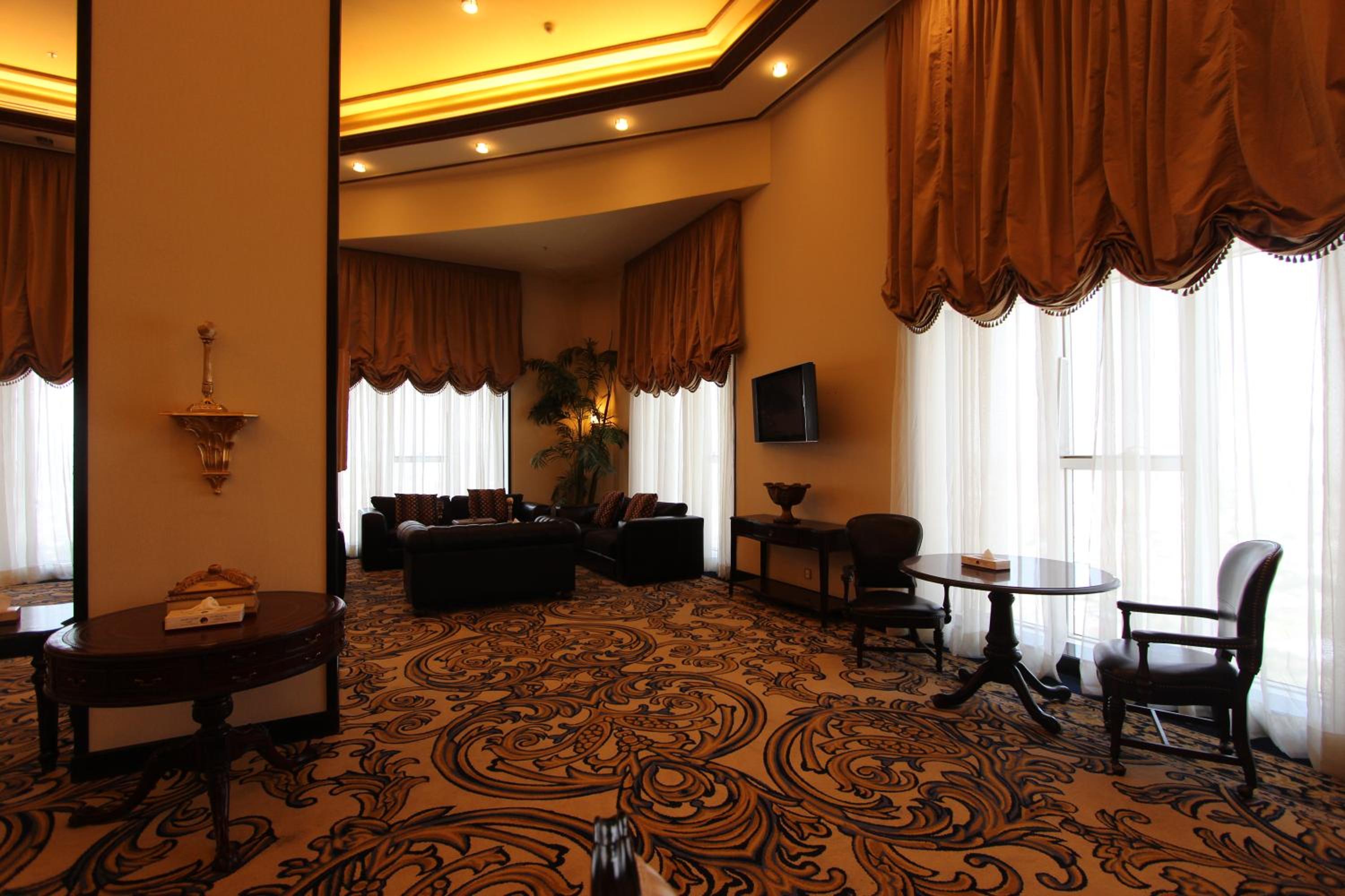 Awaliv International Hotel — снимок 8