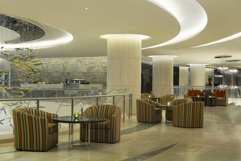 Millennium Al Rawdah Hotel — снимок 8