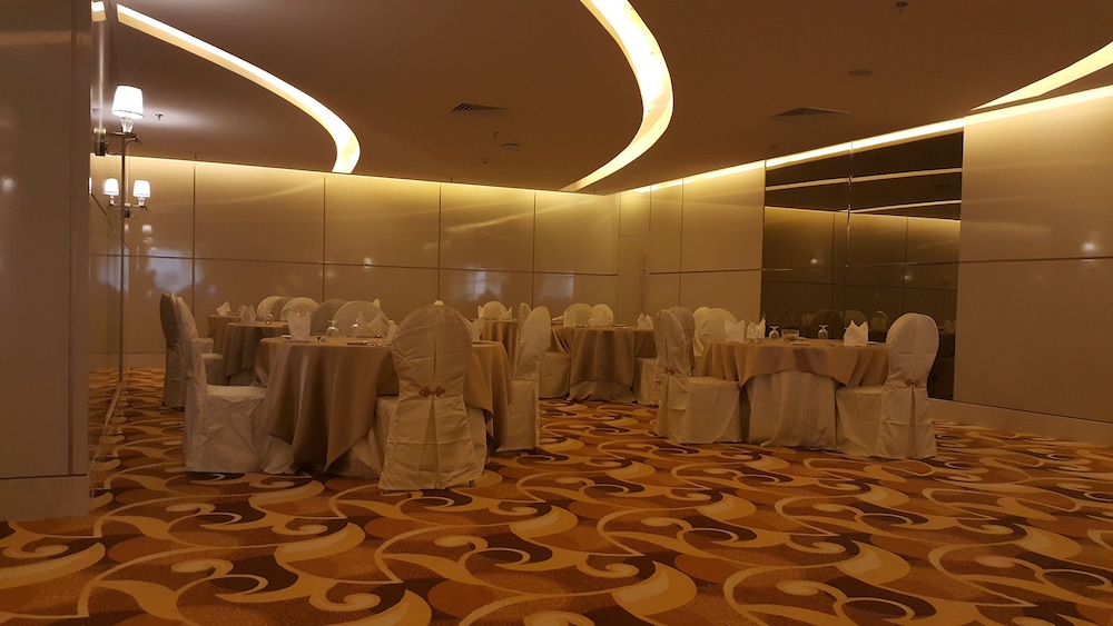 M Hotel Makkah by Millennium — снимок 8