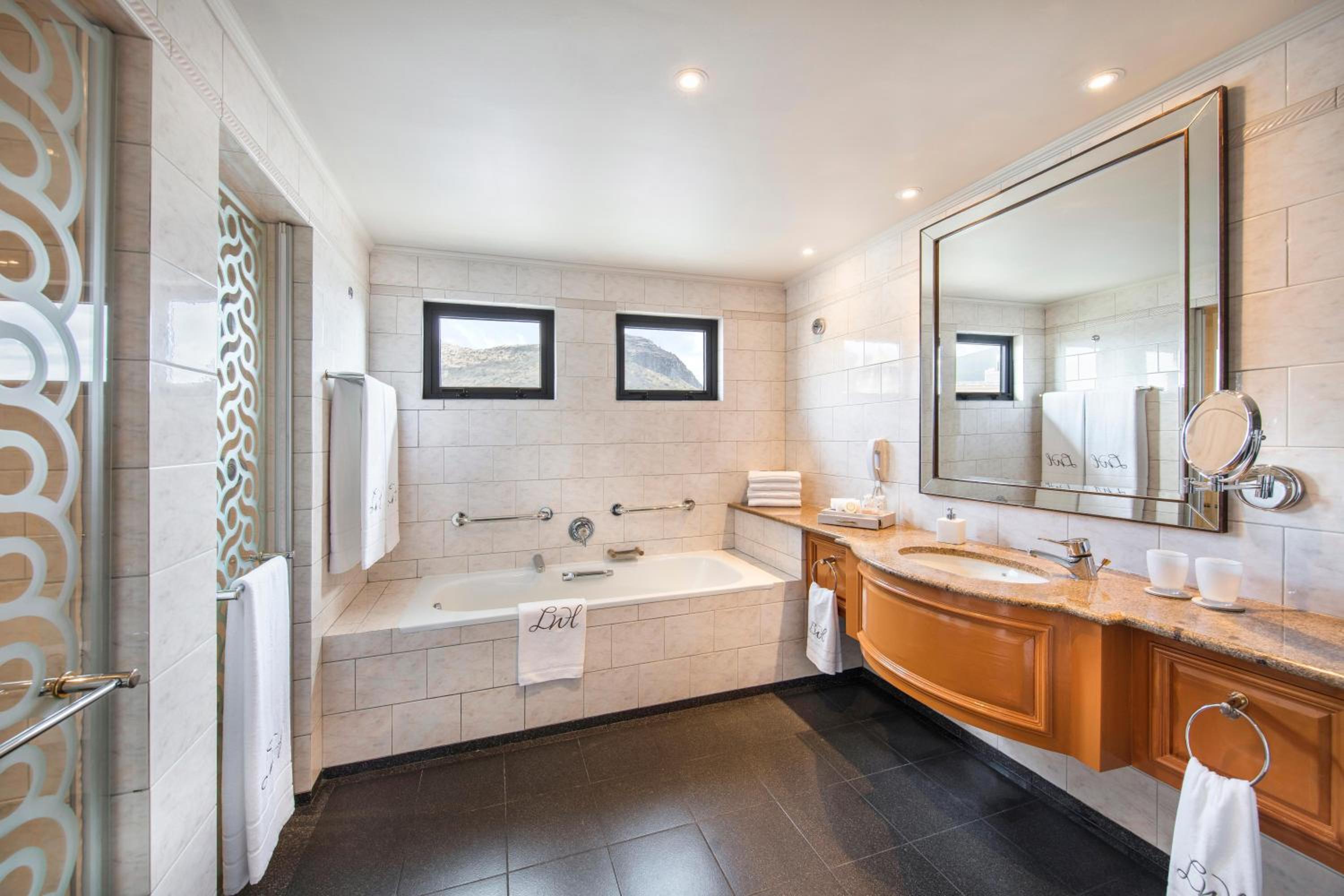 Labourdonnais Waterfront Hotel — снимок 21