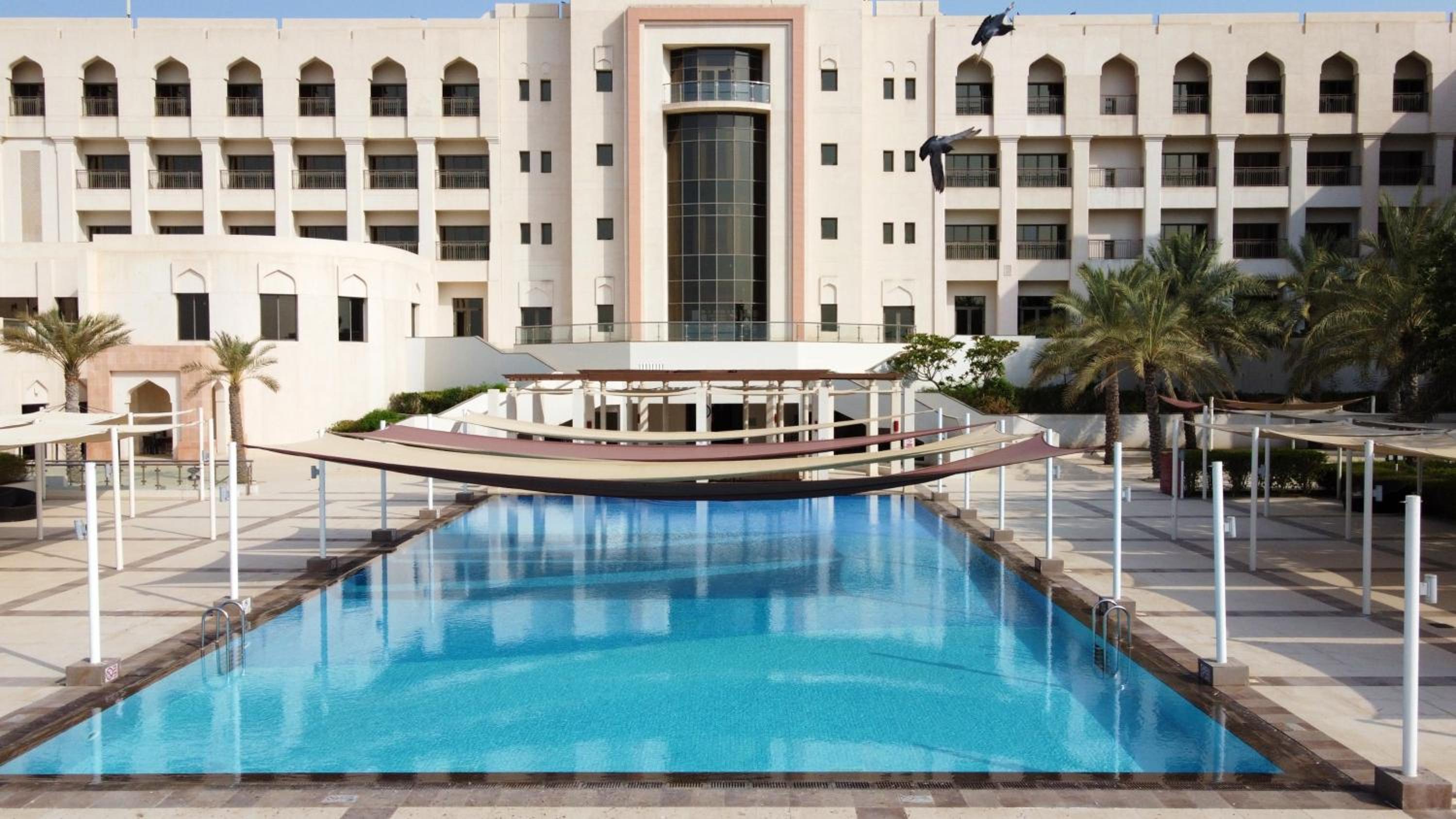 Crowne Plaza Sohar, an IHG Hotel — снимок 10
