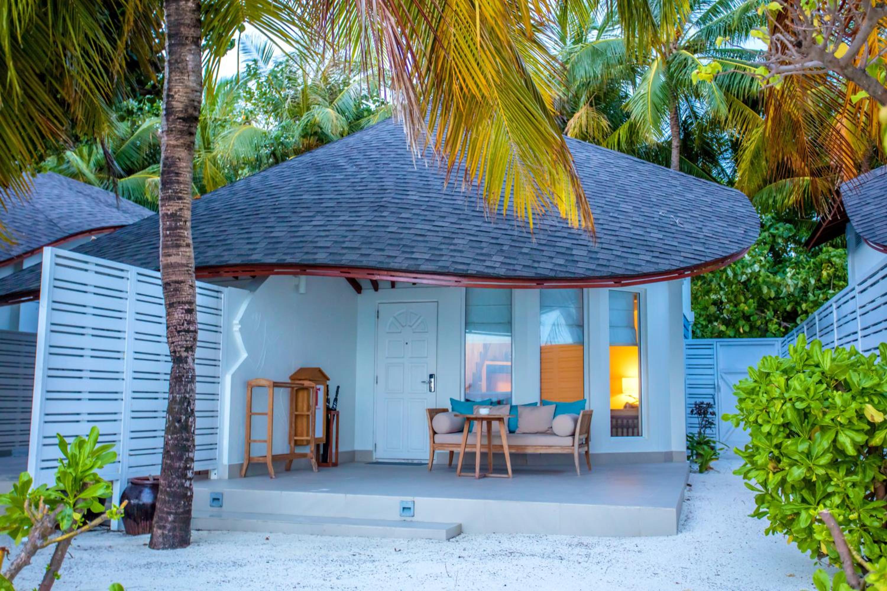 Machchafushi Island Resort & Spa Maldives, The Centara Collection — снимок 7